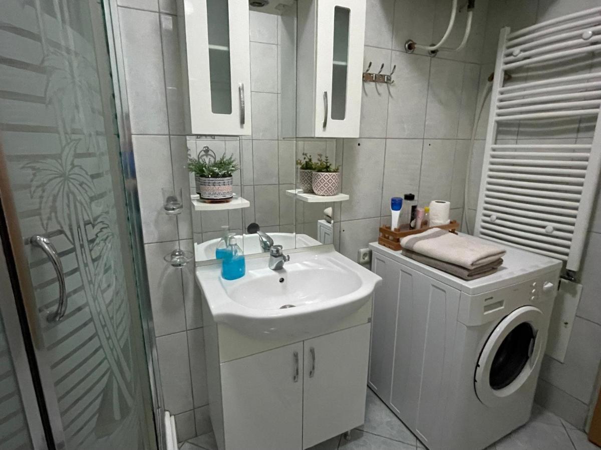 Mexican Touch Apartment With Parking Garage Pristina Extérieur photo