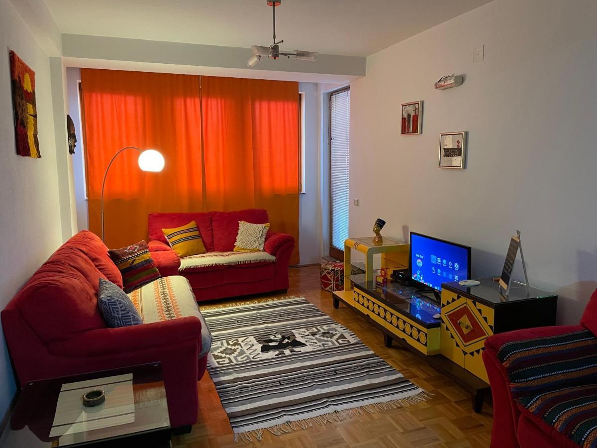 Mexican Touch Apartment With Parking Garage Pristina Extérieur photo